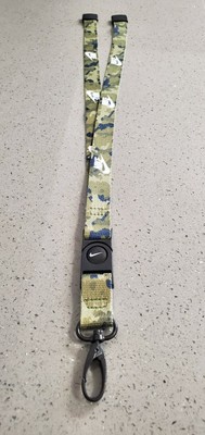 nike lanyard black and gold
