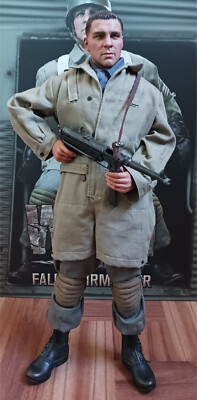 DID/3R-1/6 WW2 German Fallschirmjager ''Schmeling'' D80146 collectible figure