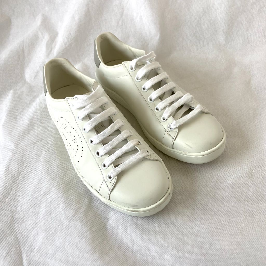 GUCCI 靴 中古・古着通販】GUCCI (グッチ) GGエンボス レザー スニーカー