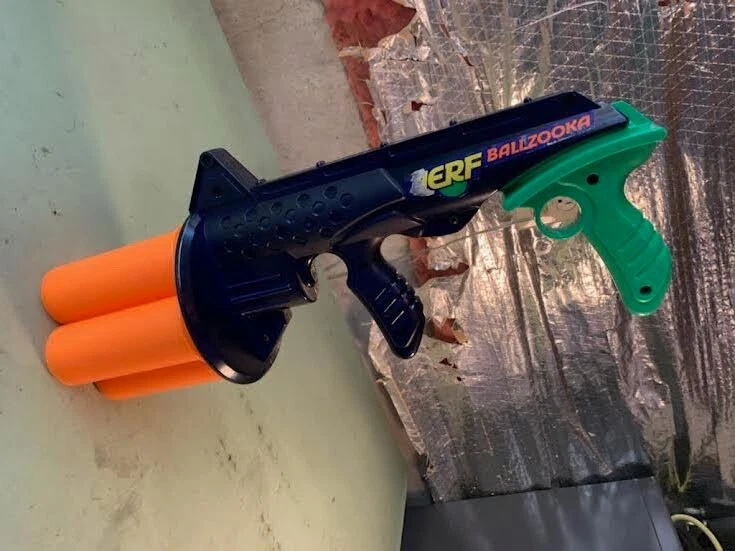 1994 Vintage Nerf Kenner BALLZOOKA Ball Blaster Toy Gun
