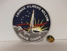 NASA STS-26 Space Shuttle Mission Patch & Pin Hilmers Lounge Nelson Hauck Covey