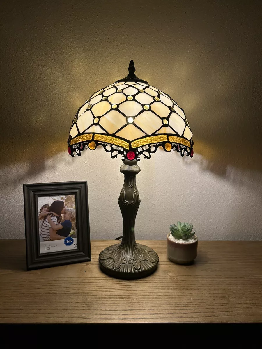 Tiffany Style Table Lamp Crystal Bean Beige Stained Glass Vintage