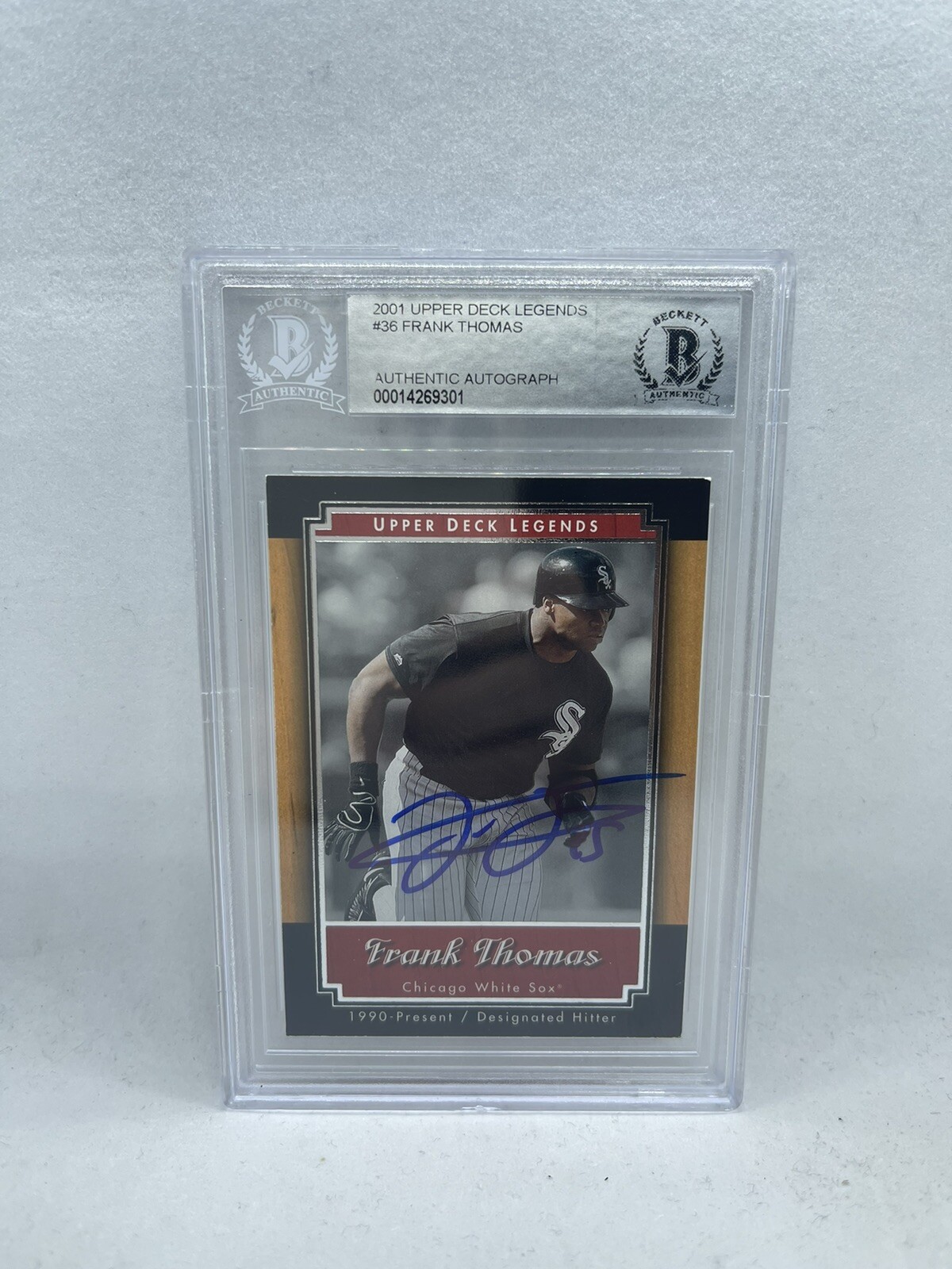 Frank Thomas Signed 2001 Upper Deck Legends #36 Card Beckett Auto HOF