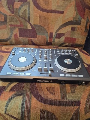 Numark MIXTRACK PRO Double Deck DJ Controller Built-in Mixer Sampler