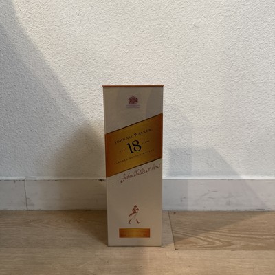 Johnnie Walker Gold Label Scotch Whiskey Aged 18 Years- Empty Bottle & Box