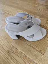 DREAM PAIRS Women's Beige Platform Slip-On Open Toe Block Heel Sandals 7