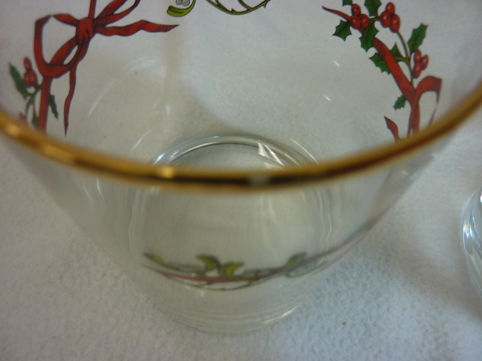 SET OF 4 VINTAGE HOLIDAY RIBBON 14 OZ  DOUBLE OLD FASHION GLASSES