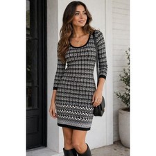 Freshman Black & White Knit Sweater Dress Size Small