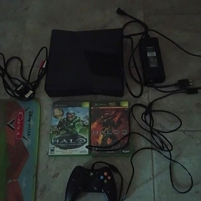 Xbox 360 S 250GB Black Console Bundle - Tested w/ Cables Controller Halo 1 + 2