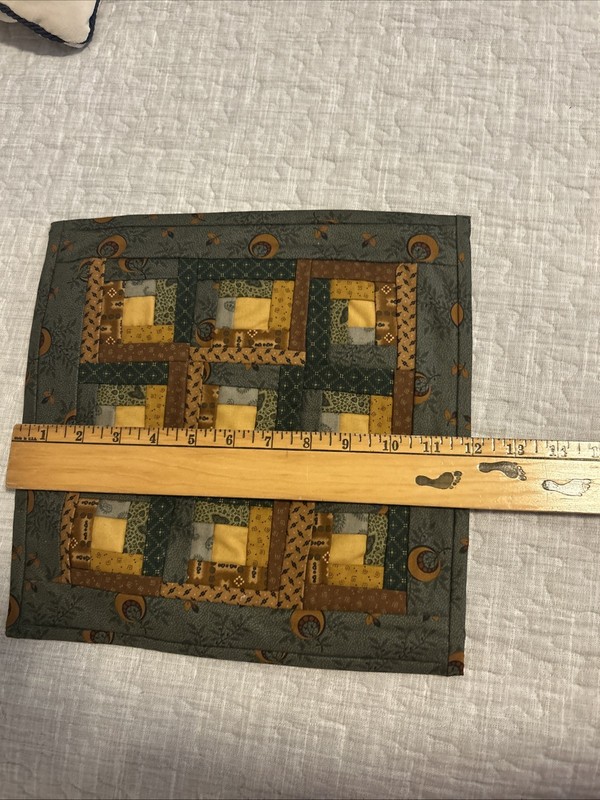Handmade Fold & Stuff Log Cabin Quilt Table Mat, Lori Walker, Reva, Madison, VA