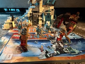 LEGO Legends of Chima 70147 Sir Fangar's Ice Fortress 665pcs Retired 2014