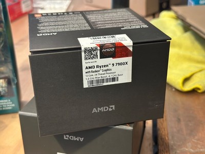 AMD Ryzen 9 7900x Processor (5.6 GHz, 12 Cores, LGA 1718/Socket