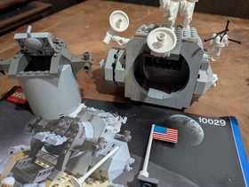 LEGO 10029 Discovery Lunar Lander 100% Complete w/ Manual - replacement flag