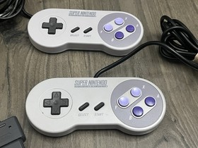 Super Nintendo SNES Console Bundle 2 Controllers - 6 Games - Tested