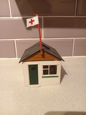 = SCALEXTRIC TRI-ANG 60er Jahre A211 ERSTE HÜTTE / KRANKENHAUS 1.32 