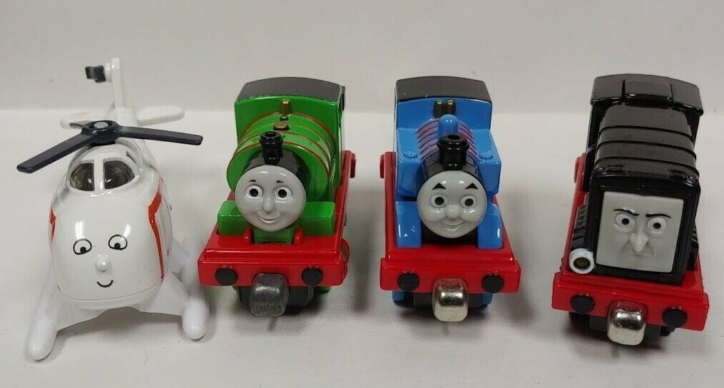 Thomas Le Petit Train R9474 Miniature Vehicle Dc Edward Jobi | Seychelles