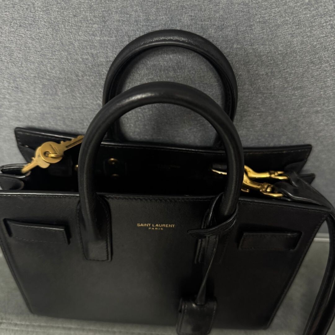 Borsa a tracolla YSL Saint Laurent in pelle NANO usata pochissimo prezzo consigliato £ 1925 in nero