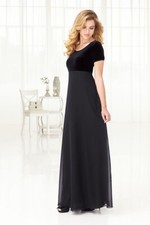 Black choral dresses style 8695 sizes 4 (x3), 6 (x5), 8 (x2), 12, 14 (x4), 16 
