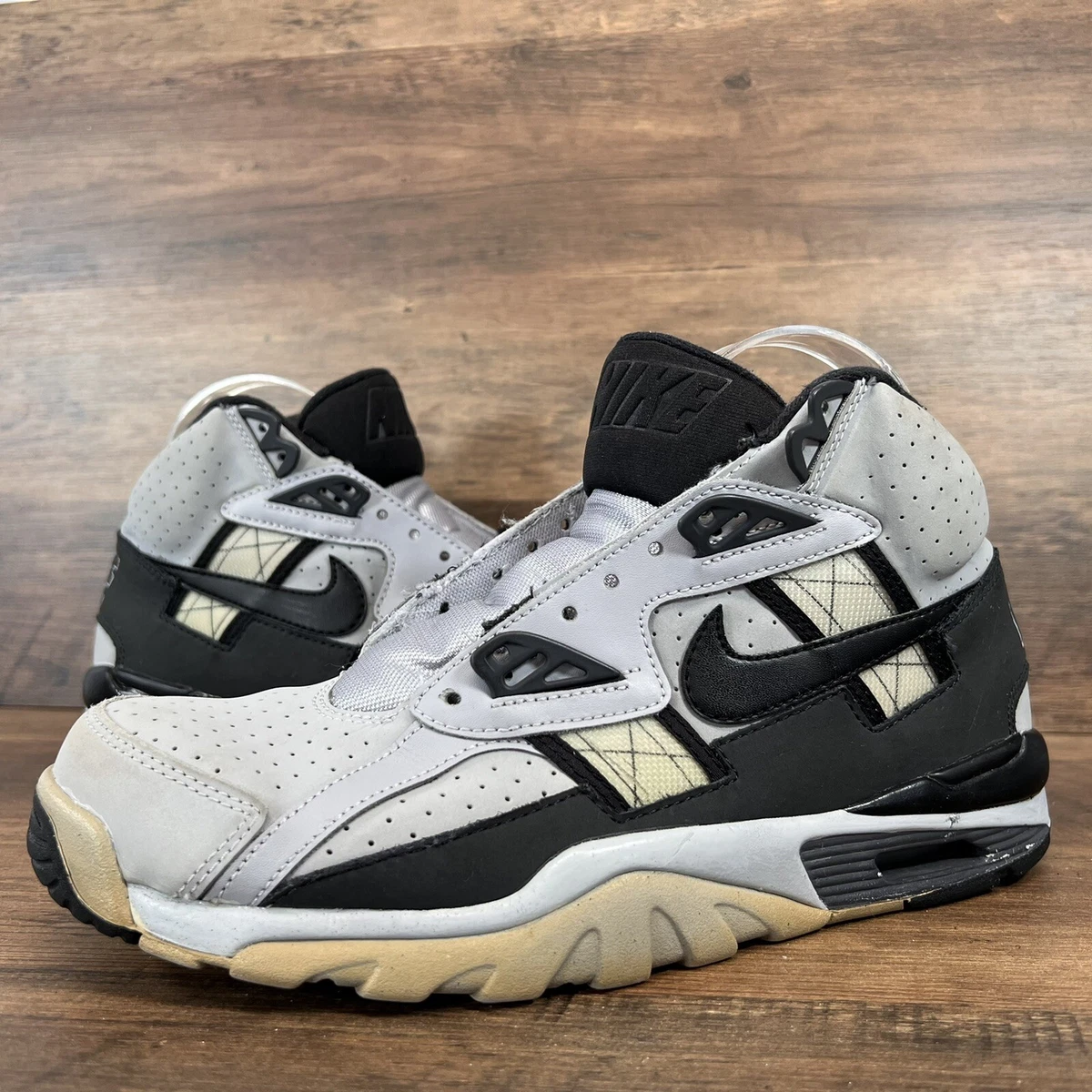 Men s Nike Air Trainer Sneakers Size 8.5 Bo Jackson Wolf Gray White 302346 009