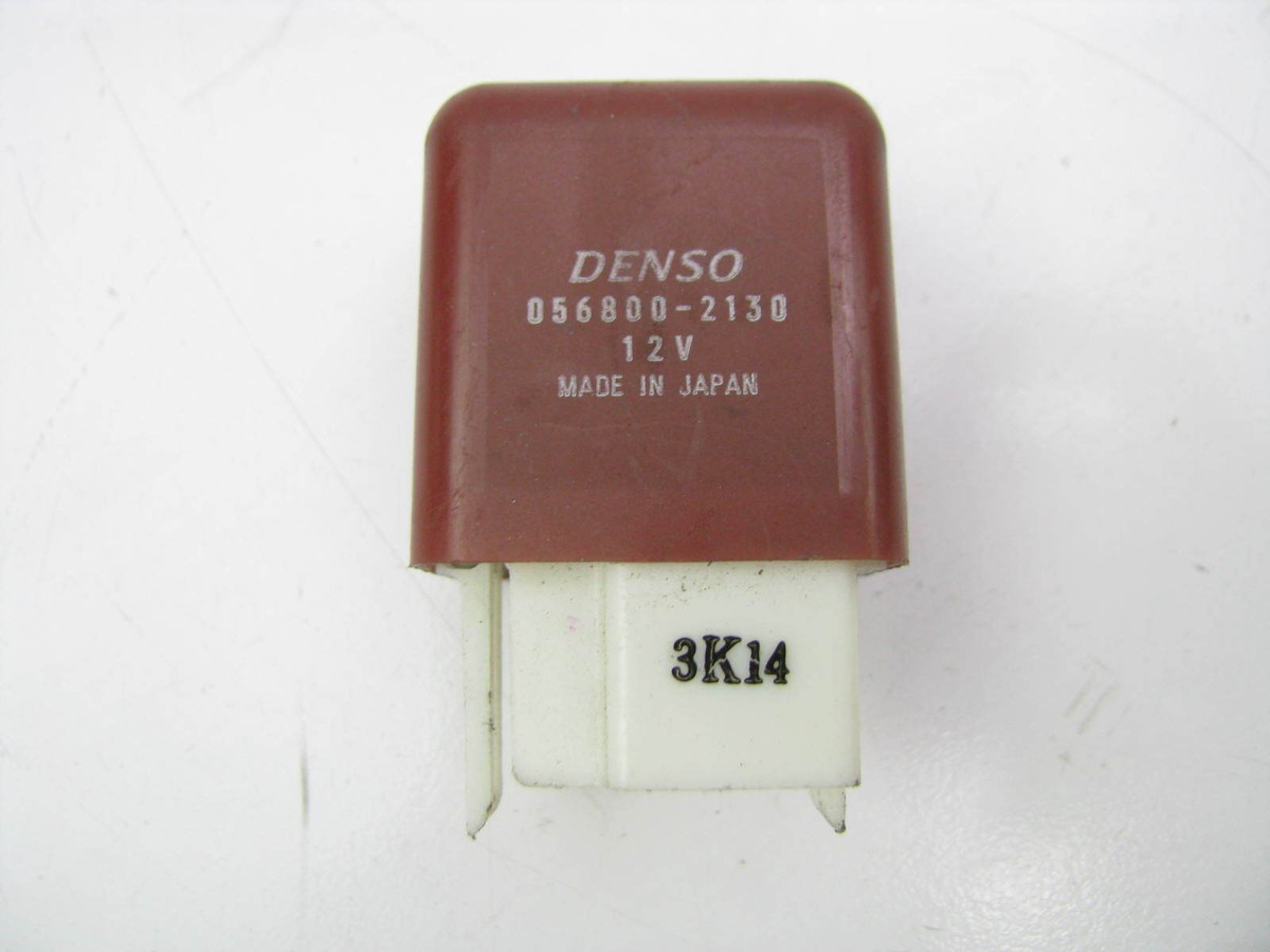 23yさん専用 NEW OUT OF BOX - Denso 056800-2130 Headlight Lamp Relay 02