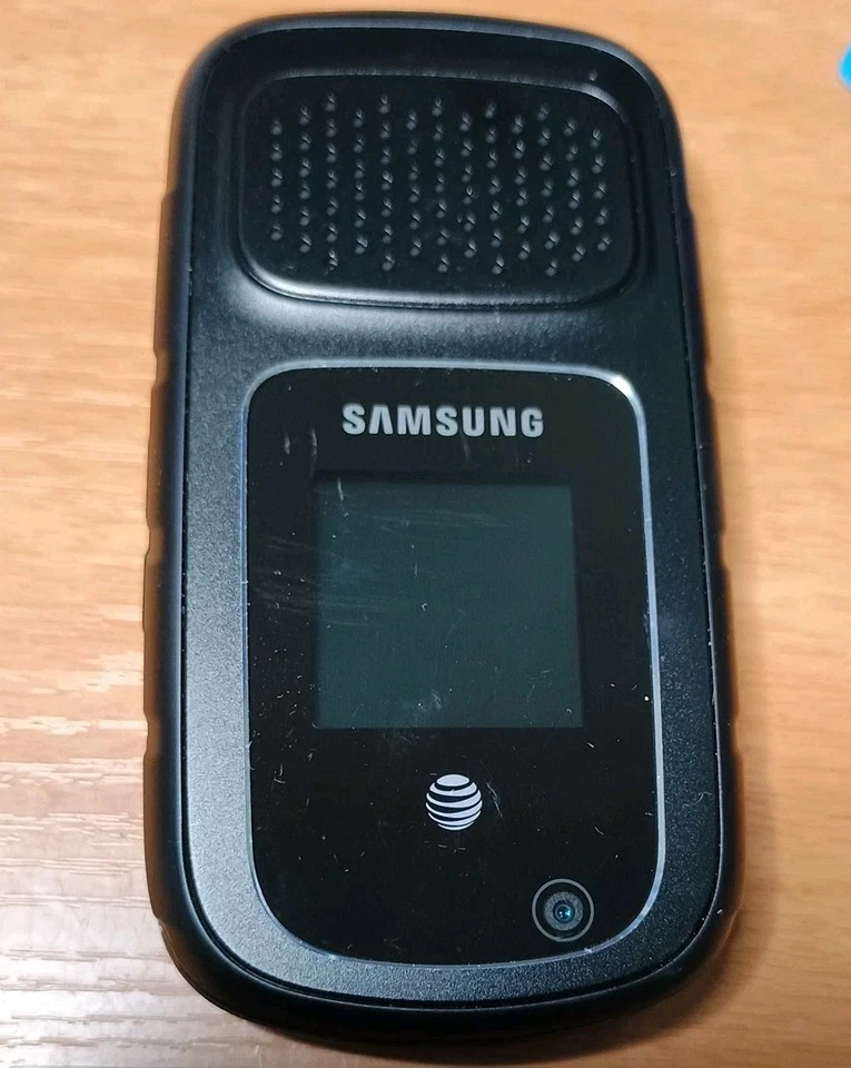 Samsung Rugby 4 SM-B780A AT&T locked, looking great, 3G GSM flip phone - Image 4 of 4