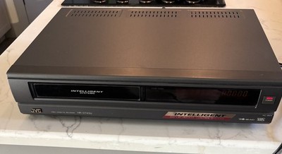 JVC VCR Intelligent System 4 Head Hr-d740U