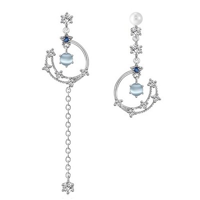 Delicate Punk Style Ear Jewelry Asymmetric Moon Earrings Studs Earrings