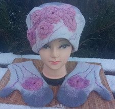 Felted Merino Wool Hat and Mitten Set: Gray Floral Beanie, Size L