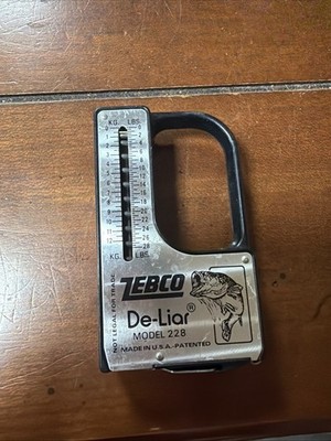Zebco De-Liar Model 228 Black Spring Fish Weighing Scale