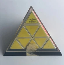 Vintage PYRAMINX Puzzle Game by TOMY 1981  With Box Rare