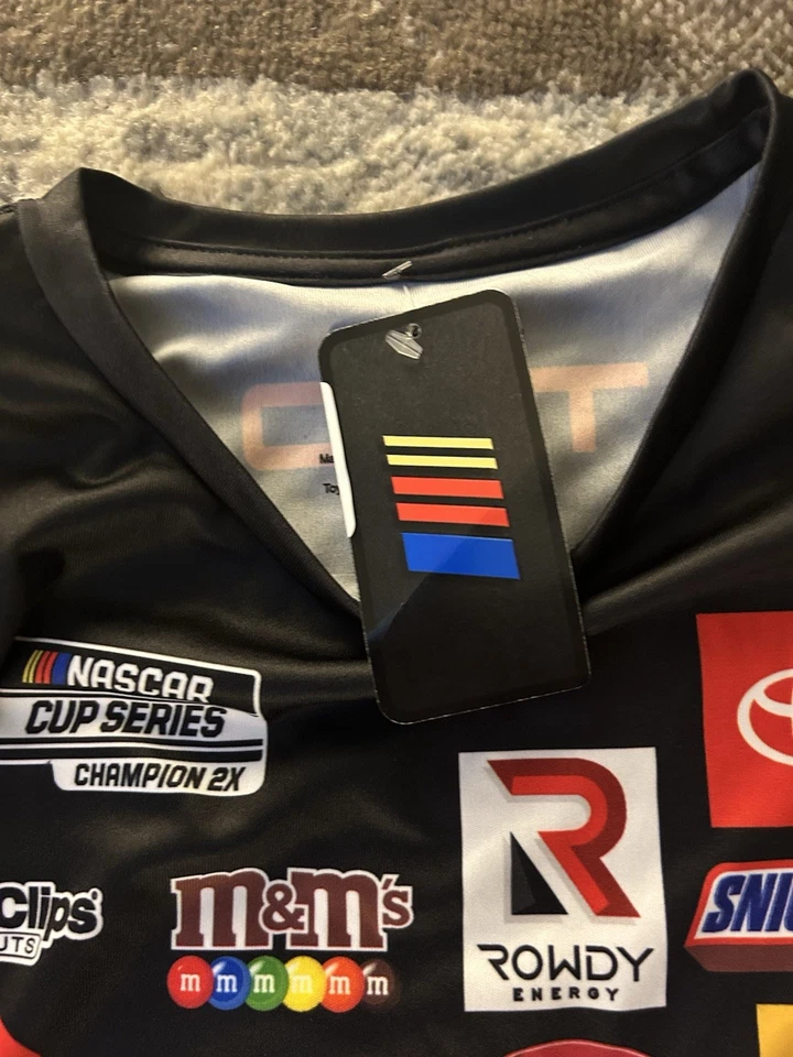 Camiseta Kyle Busch Interstate Batteries NASCAR Talla Mediana Foto 3 de 4