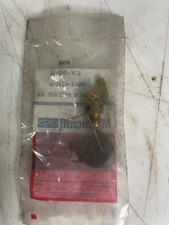 Ford NOS OEM Motorcraft Valve and Seal Kit Part D8AZ-9564-A