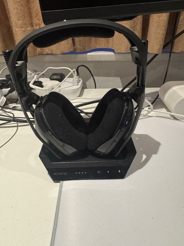 ASTRO Gaming A50 Wireless Gaming Headset with Gen 4 Base Station for Xbox and PC