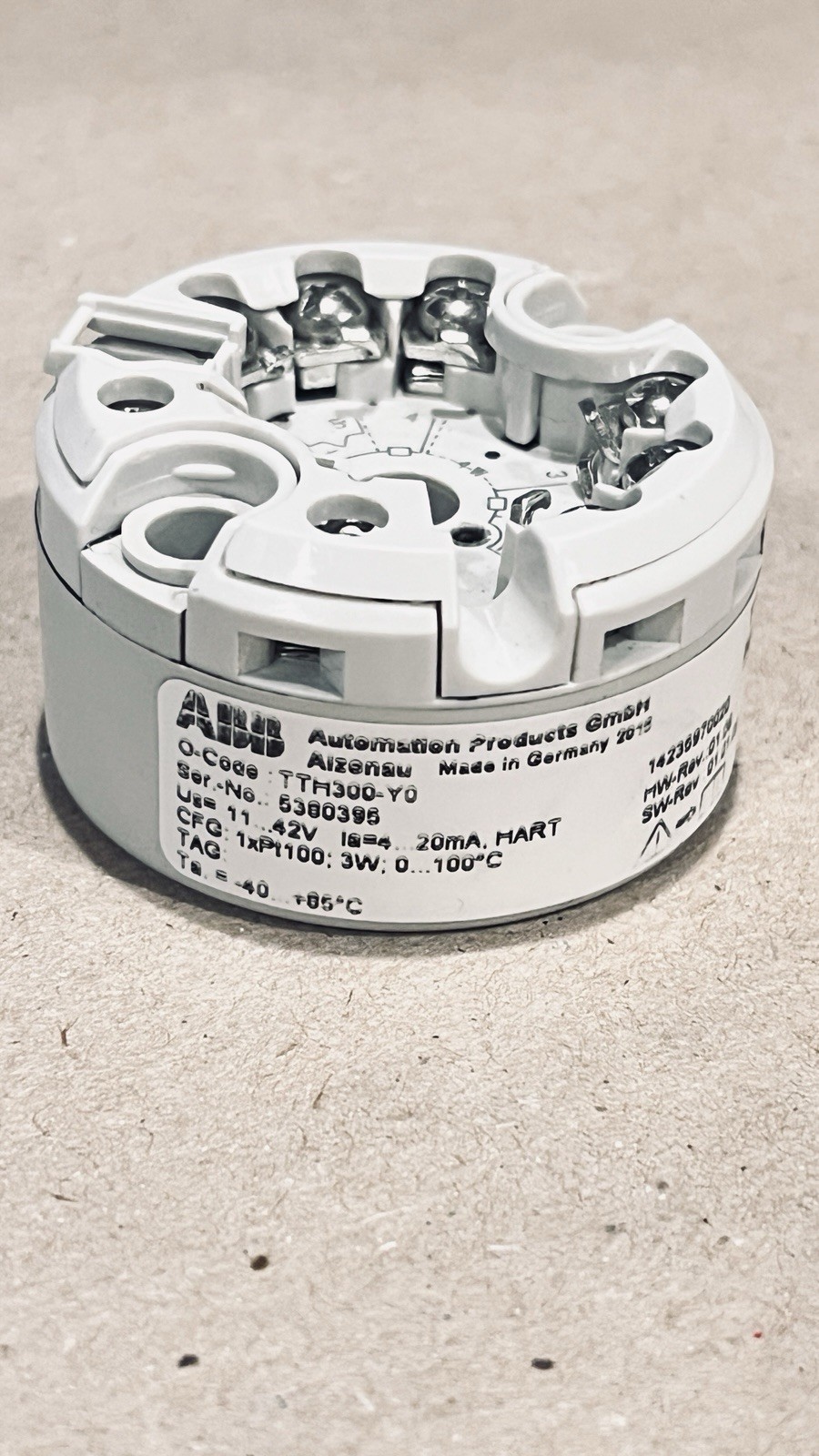 ABB TTH300-Y0 Head Mount Temperature Transmitter HART 4-20mA Pt100 NEW