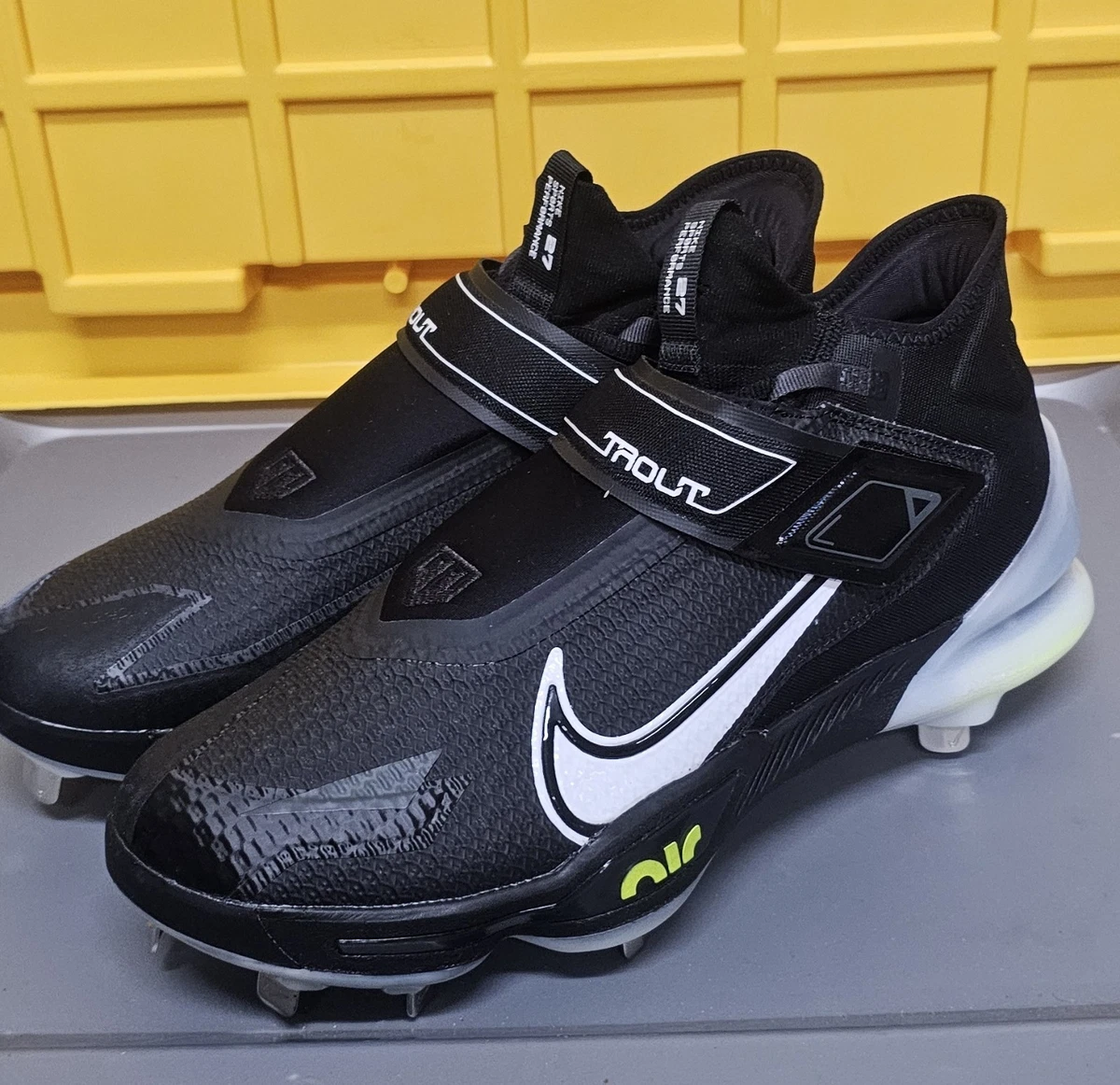 Las mejores ofertas en Nike Force Zoom Trout 8 Elite Black White