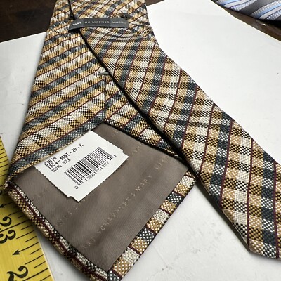 Hart Schaffner Marx 100% Silk Tie Made In Italy58”x4” Checkered