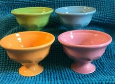 COLORFUL ~ PEDESTAL ICE CREAM SUNDAE BOWL SET ~ FOUR ~ 1 OF EACH COLOR ~ 4.5"
