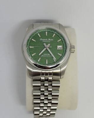 Detroit Mint Classic Automatic Vintage Sports F1 Driving Watch Willow Green