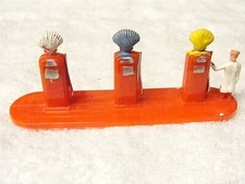 Shell Gas Pumps (1960's-era Vintage maybe Lesney?? Hong Kong #7416, HO Scale)