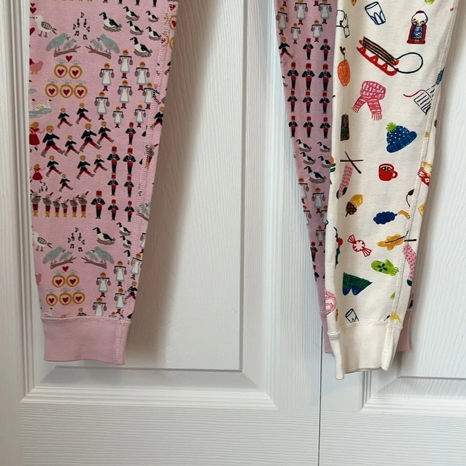 Hanna Anderson Holiday Pattern Pajama Leggings Bundle - Image 4 of 4