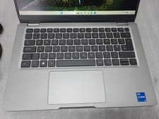 Laptop Dell Latitude 5330/13.3″FHD IPS/Intel Core i5 12ª Gen/8GB Ram/256GB SSD,