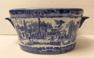 VICTORIA WARE IRONSTONE VINTAGE BLUE & WHITE SOUP TUREEN OR PLANTER W/HANDLES