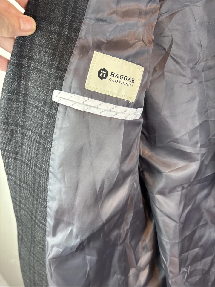 Haggar Men’s Blazer Sport Coat Windowpane Black Gray Size 40L - Image 4 of 4