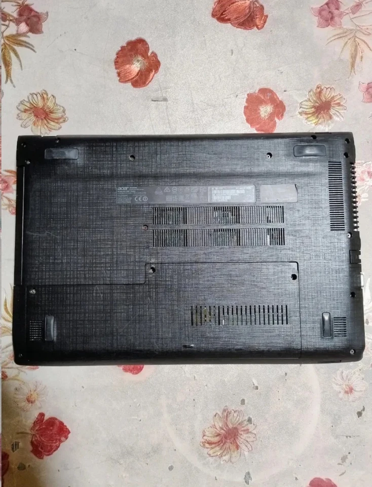 PC portatile Acer - Immagine 3 di 3