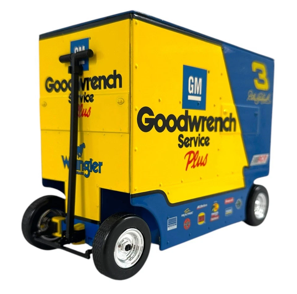NASCAR Dale Earnhardt #3 Goodwrench Service Plus/Wrangler Jeans Pit Wagon Bank  Foto 4 de 4