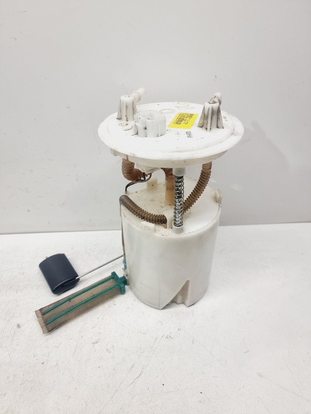 2011 KIA HYUNDAI i30 1.6 CRDI TANK FUEL PUMP 311101H800 311101H800 OEM