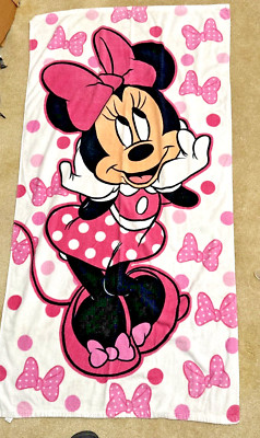 Vintage Minnie Mouse Beach Towel From Disney Store Traditional Pink White