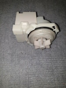 INDESIT IWE71682 WASCHMASCHINE WASSERABLAUFMOTOR