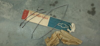 NOS GM 69 70 Impala Caprice 4 Door Edge Guards Set 993504 Chevrolet Chevy Wagon