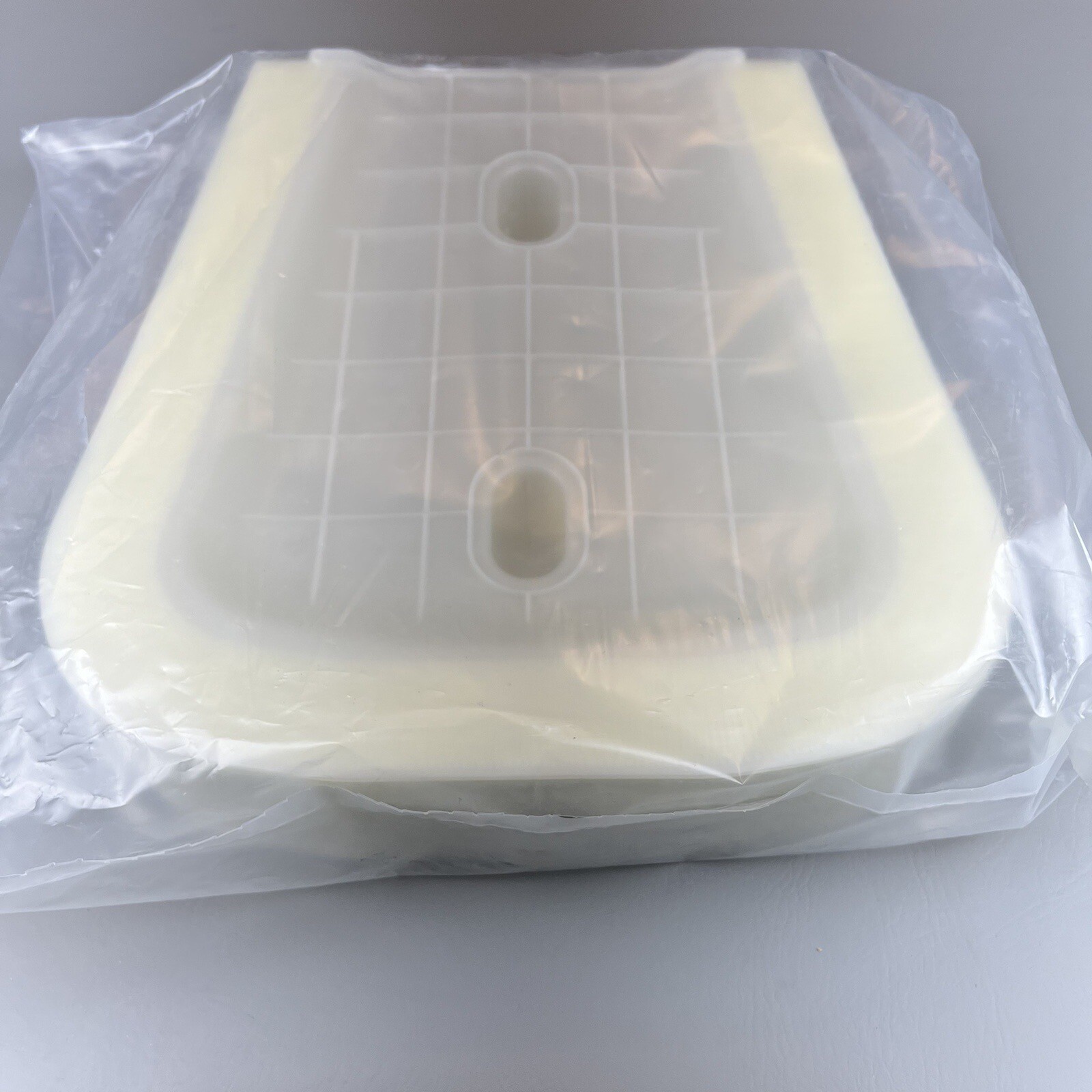 2017-2020 Bentley Bentayga Engine Air Filter Element 4M0-133-843-G Genuine OEM